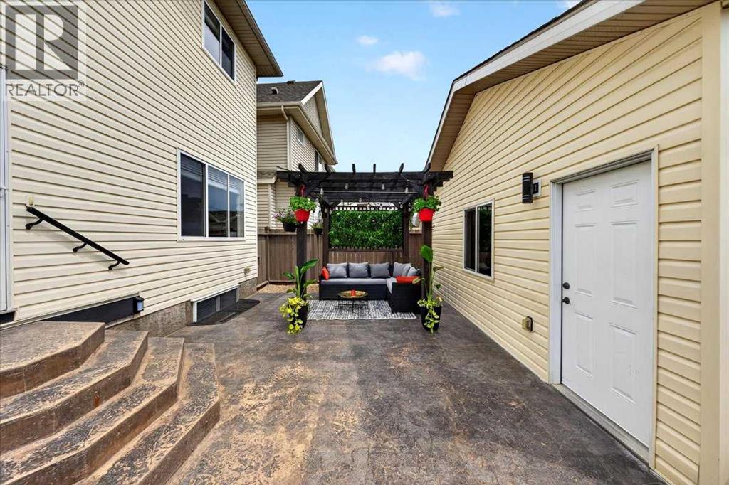 261 Copperstone Gardens SE - Image 29