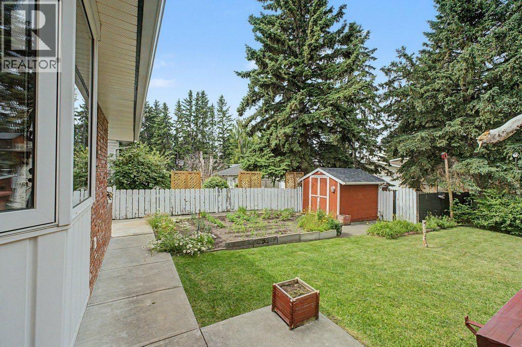 11019 Bradbury Drive SW - 22