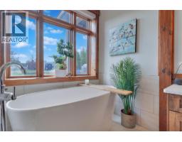 4230 21st Street S, Cranbrook, BC V1C7A7 Photo 43