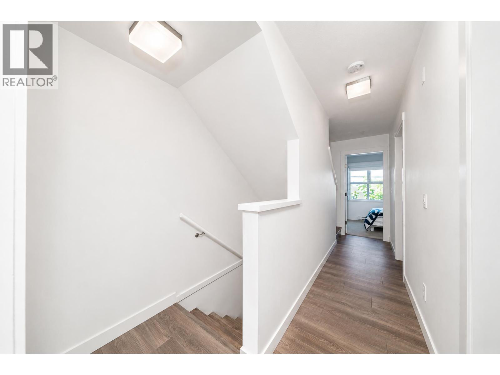 3 Bed, 3 Bath House for Sale in Burnaby – 16 7039 MACPHERSON AVENUE, Burnaby – MLS# R3148415 - Image 22