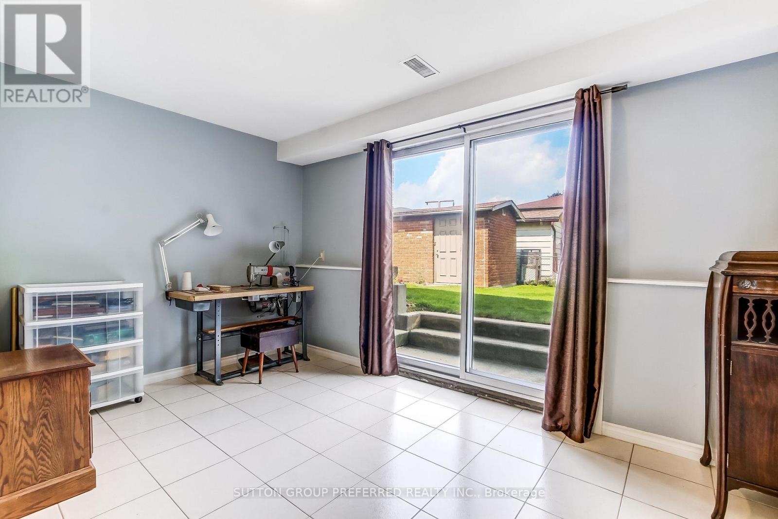 130 FUNDY AVENUE - 24