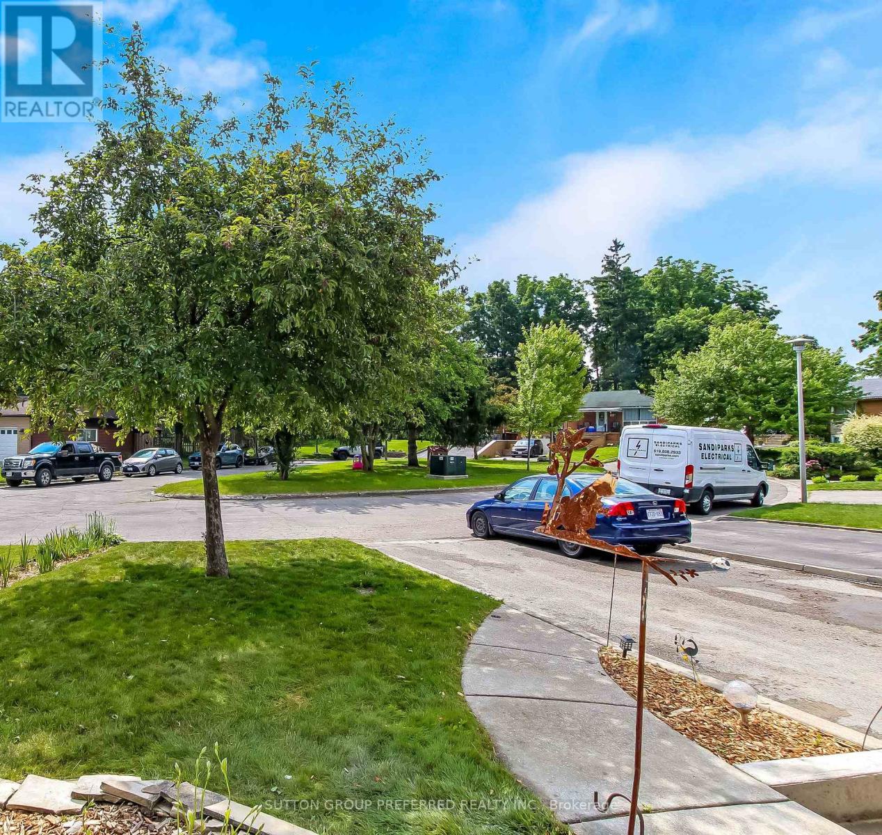130 FUNDY AVENUE - 4