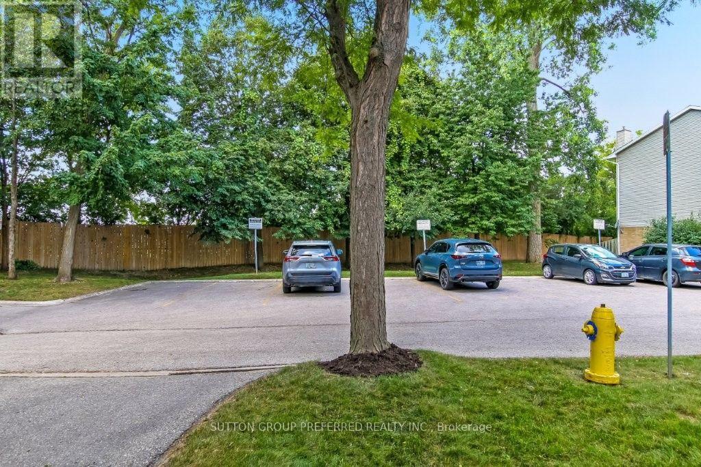 #12 1990 WAVELL STREET - 24