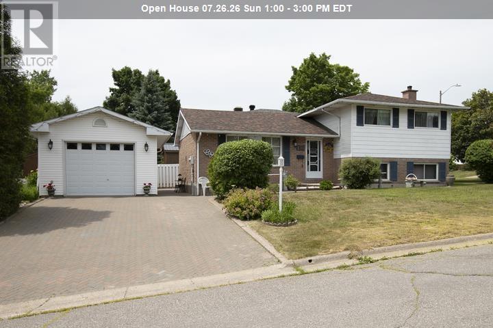170 Laronde AVE - 1