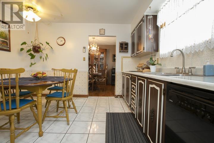 170 Laronde AVE - 22