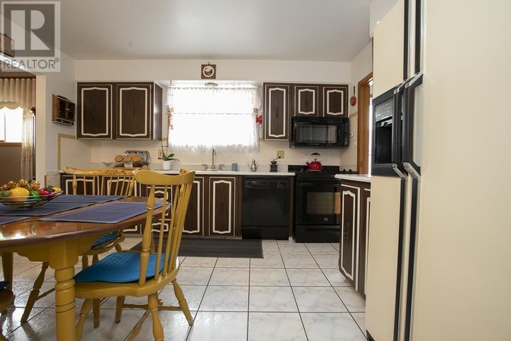 170 Laronde AVE - 23