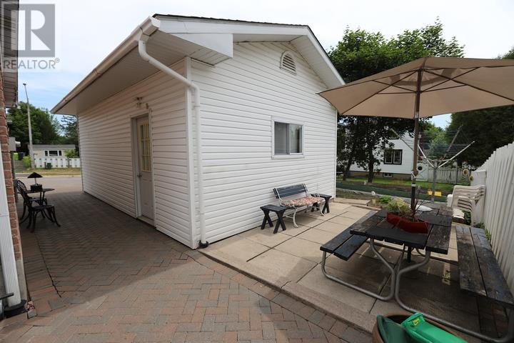 170 Laronde AVE - 9