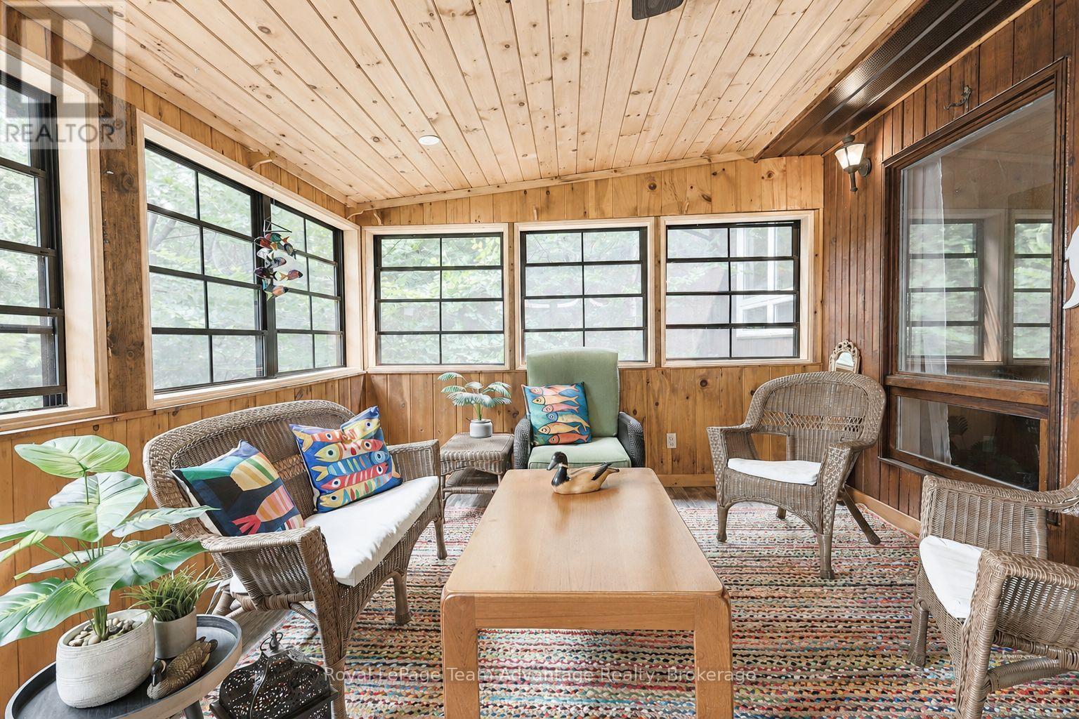 30 BARTLETT DRIVE - 14