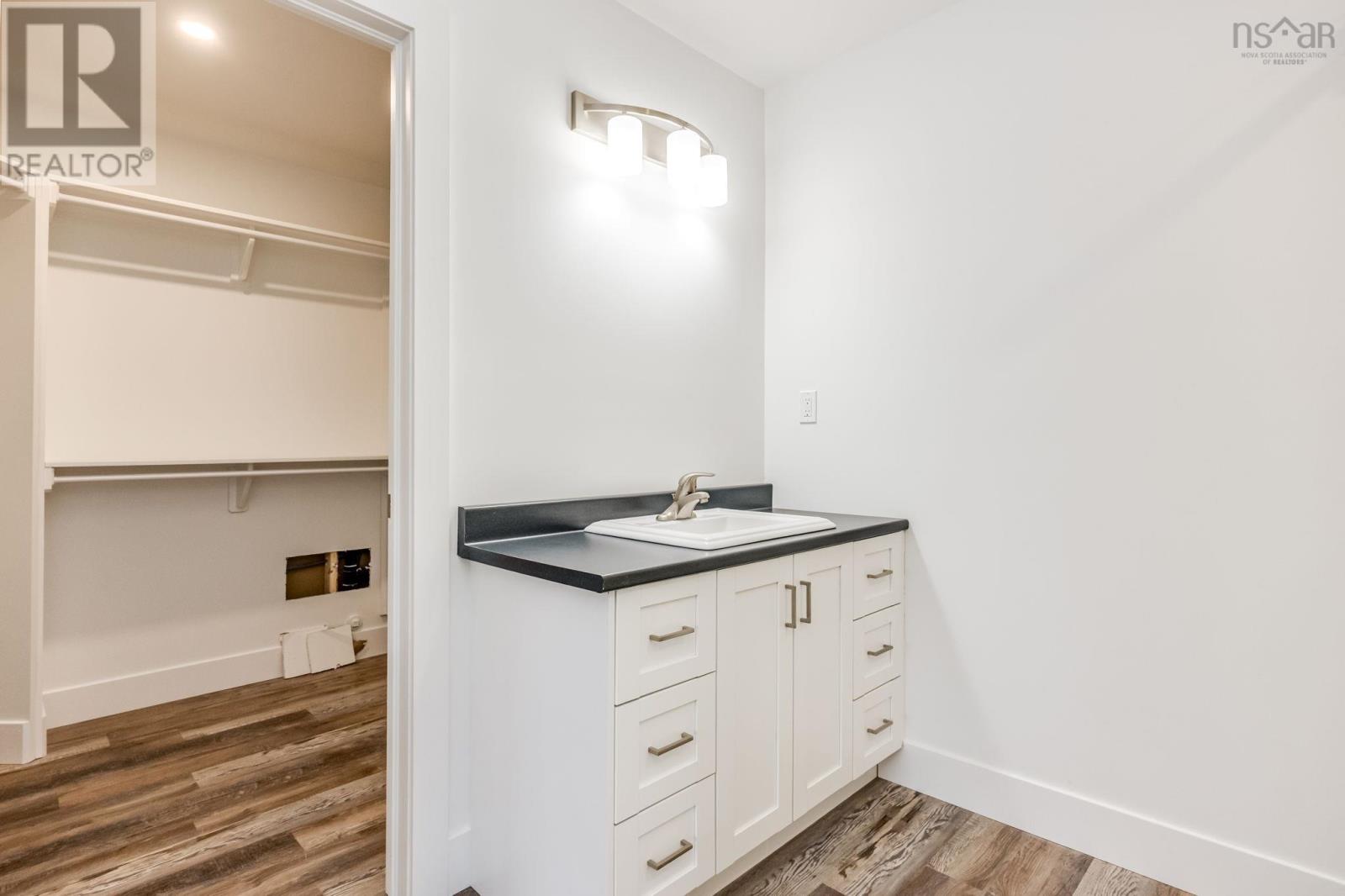 39 Covey Drive - 24