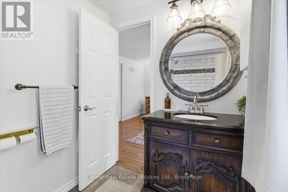 17 RICKABY STREET - 17