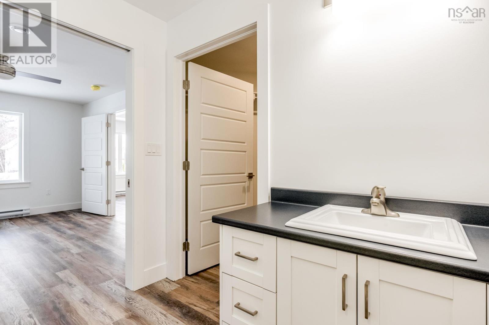 39 Covey Drive - 25