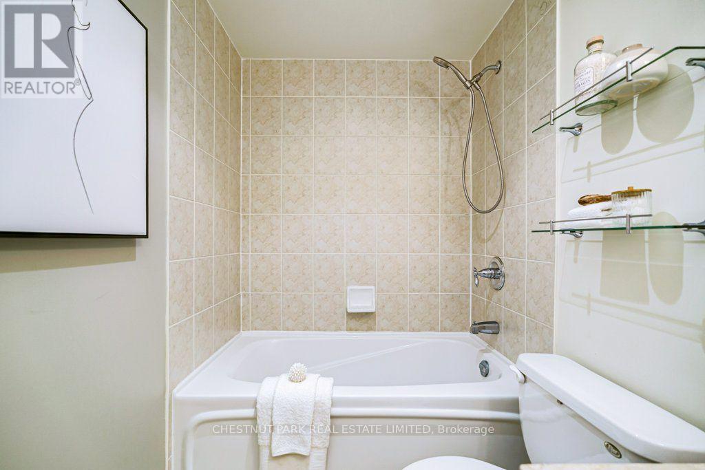 #210 18 YORKVILLE AVENUE - 10