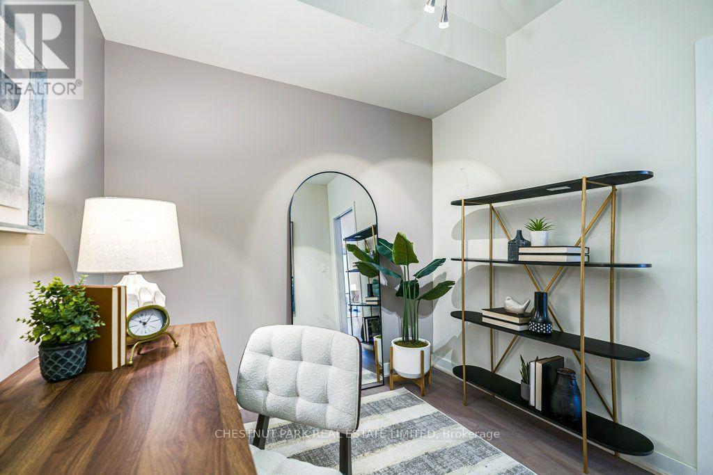 #210 18 YORKVILLE AVENUE - 11