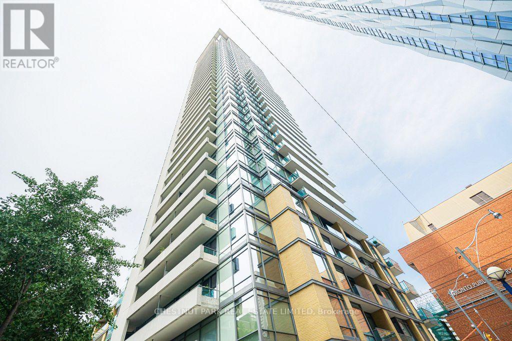 #210 18 YORKVILLE AVENUE - 20