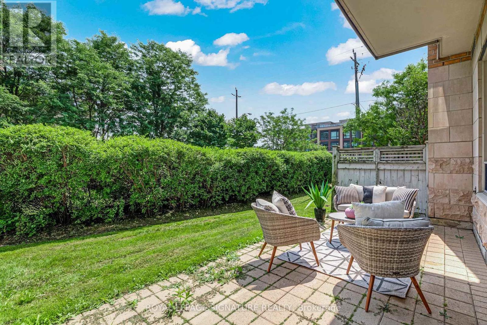 #106 650 LAWRENCE AVENUE W - 19