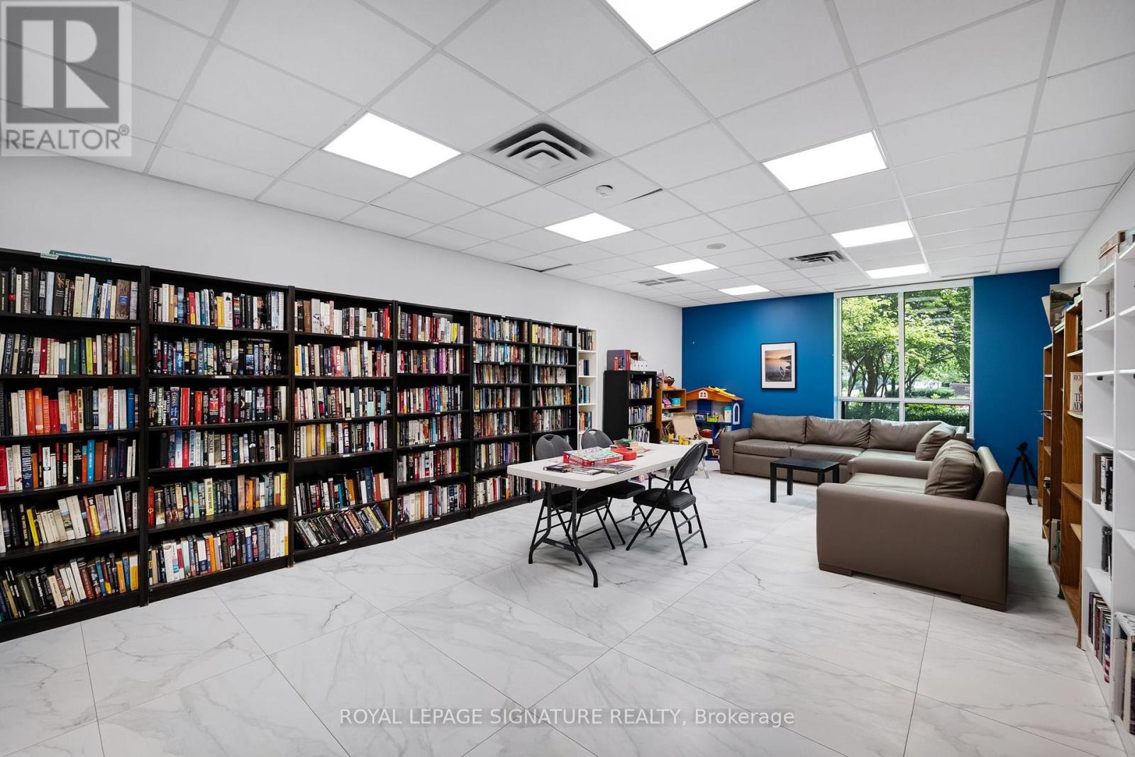 #106 650 LAWRENCE AVENUE W - 22