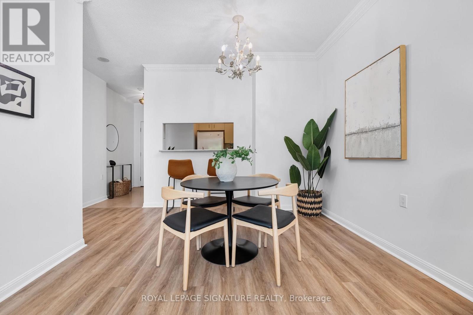 #106 650 LAWRENCE AVENUE W - Image 8