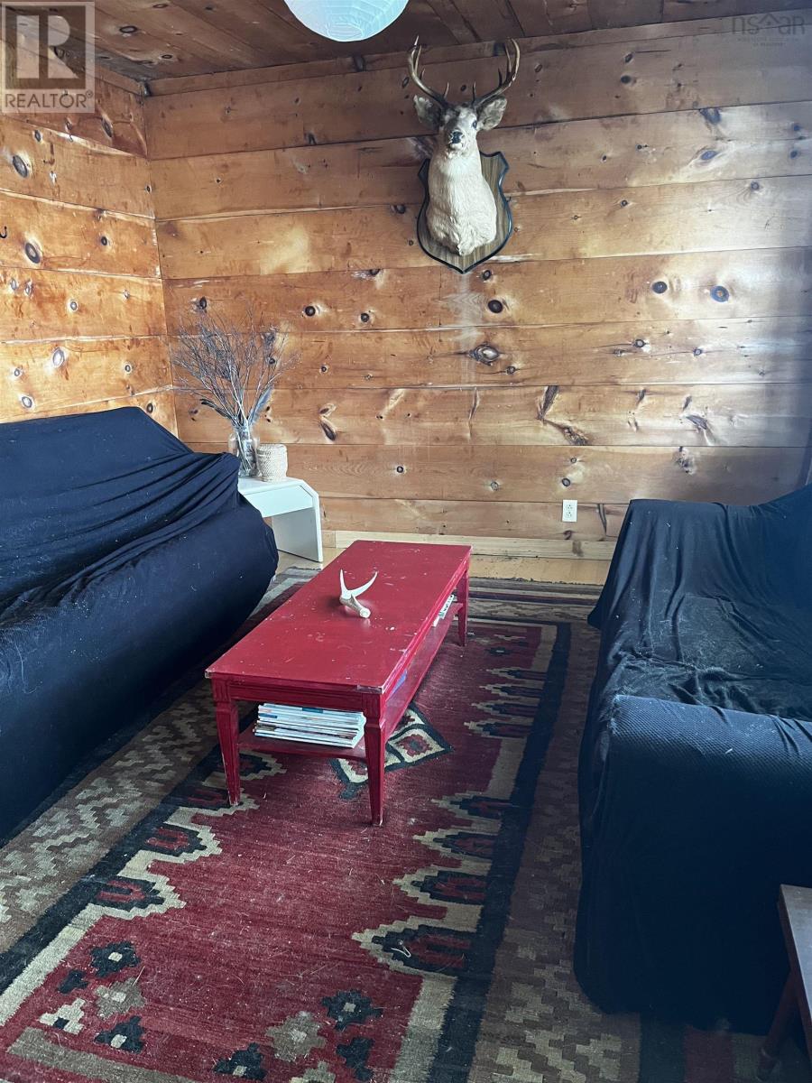 1 Beaver Island Road - Image 6