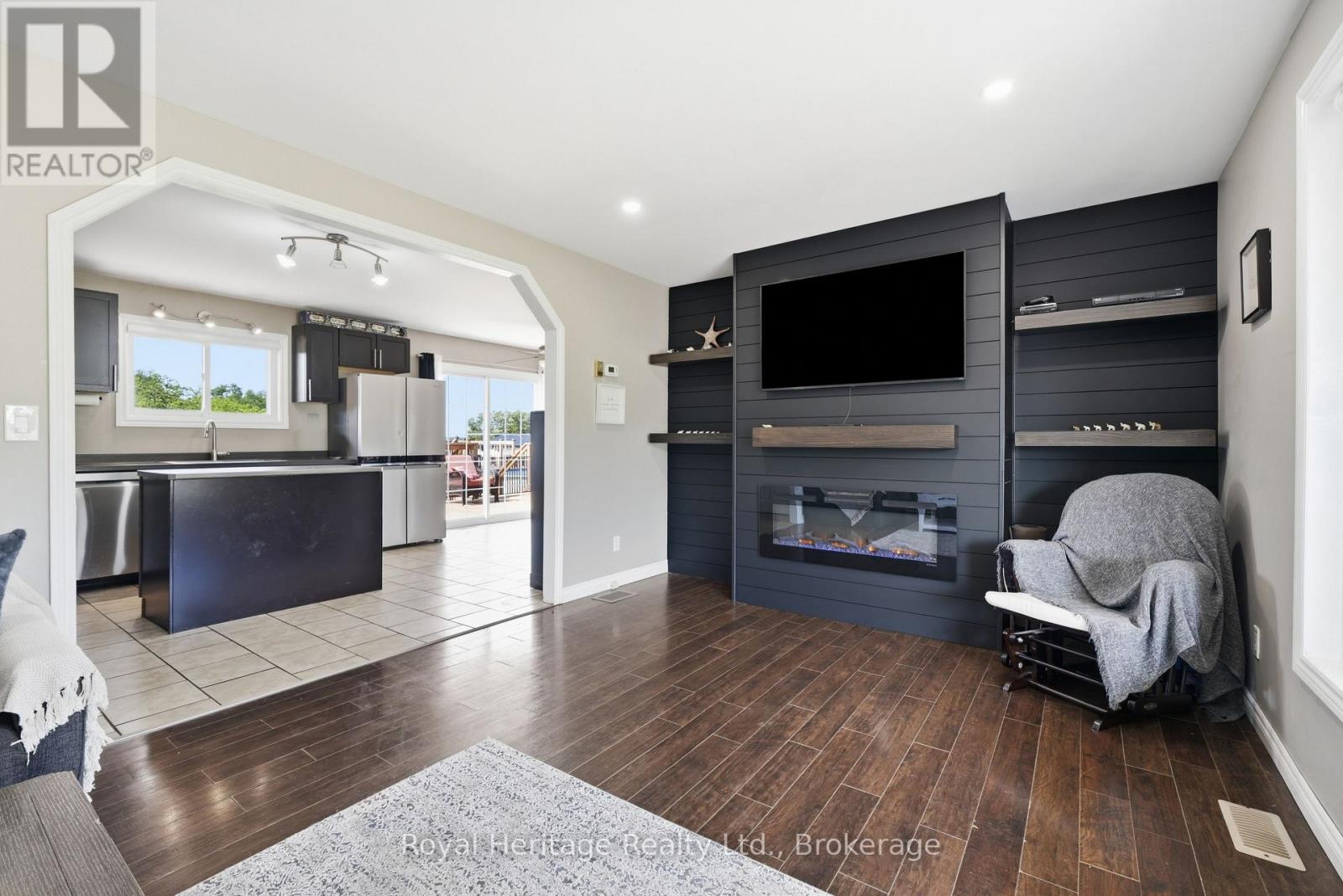 967 FRANKFORD-STIRLING ROAD - 12
