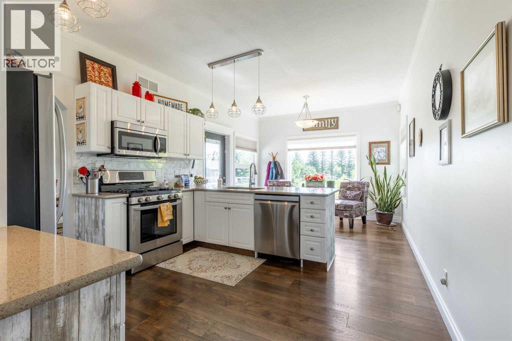 325 8 Avenue - 10