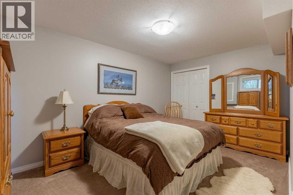 325 8 Avenue - 28
