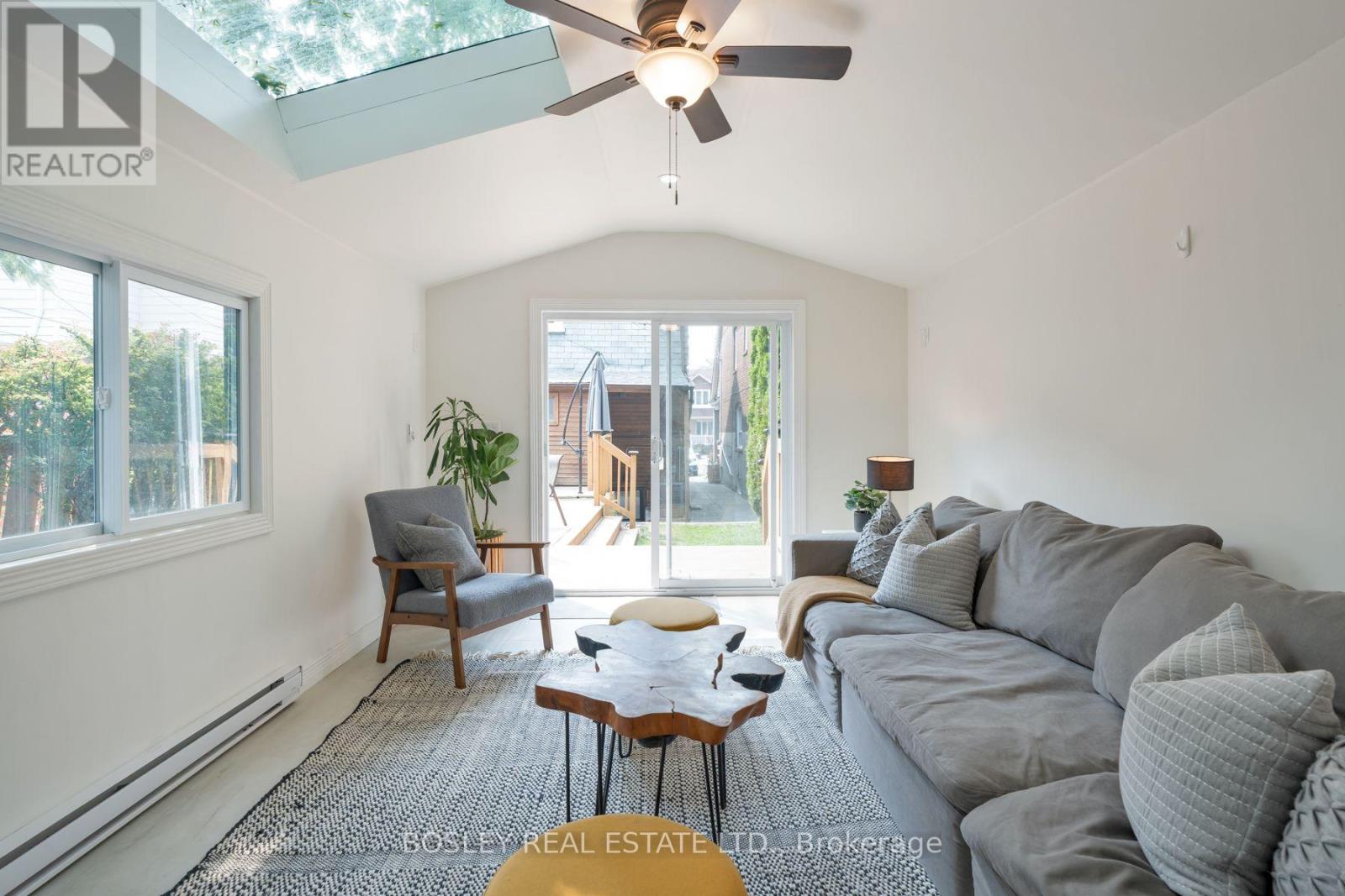 314 MILVERTON BOULEVARD - 31