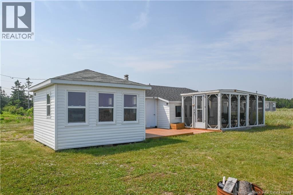145 des Chalets Road - Image 9
