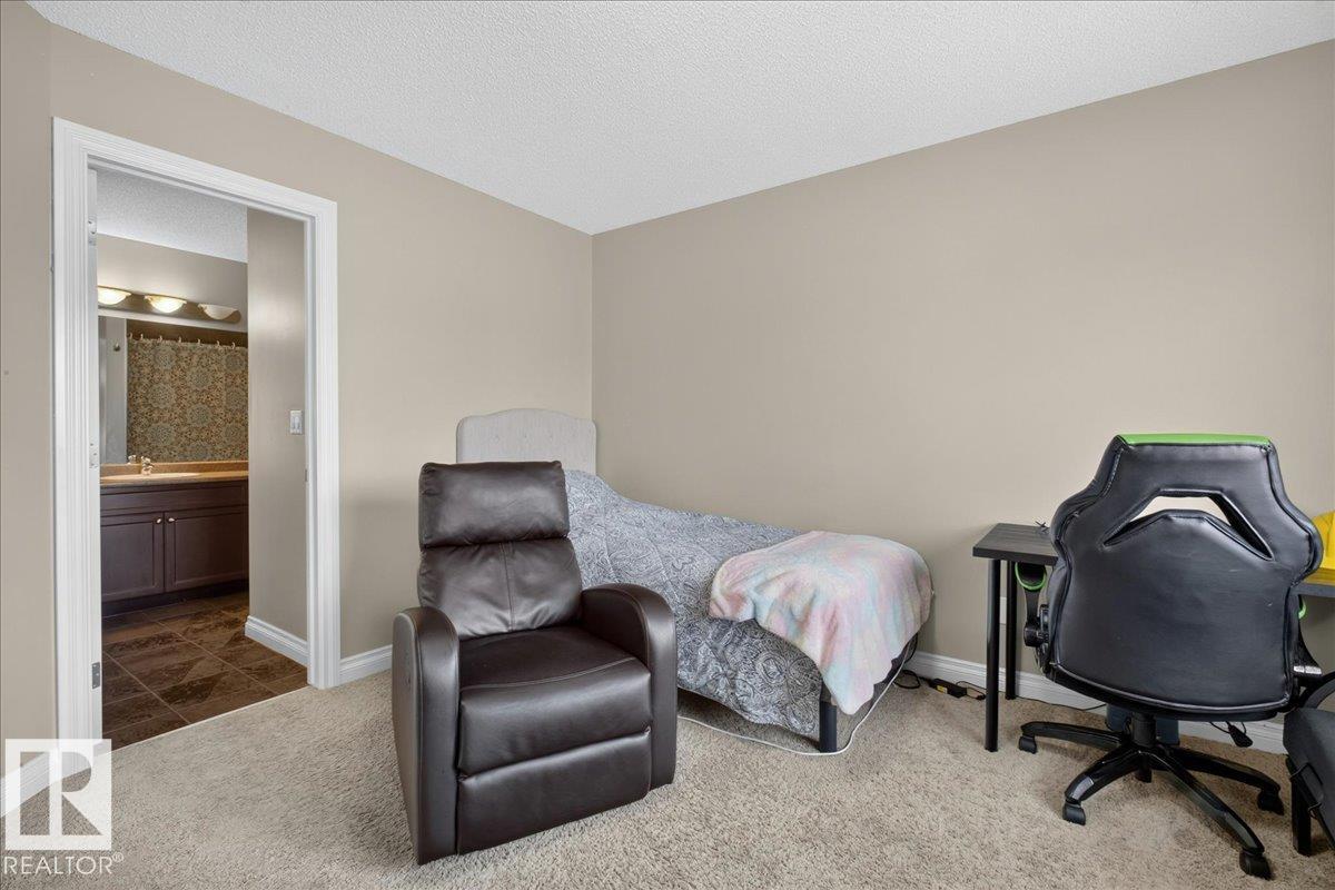 5110 168A AV NW - 19
