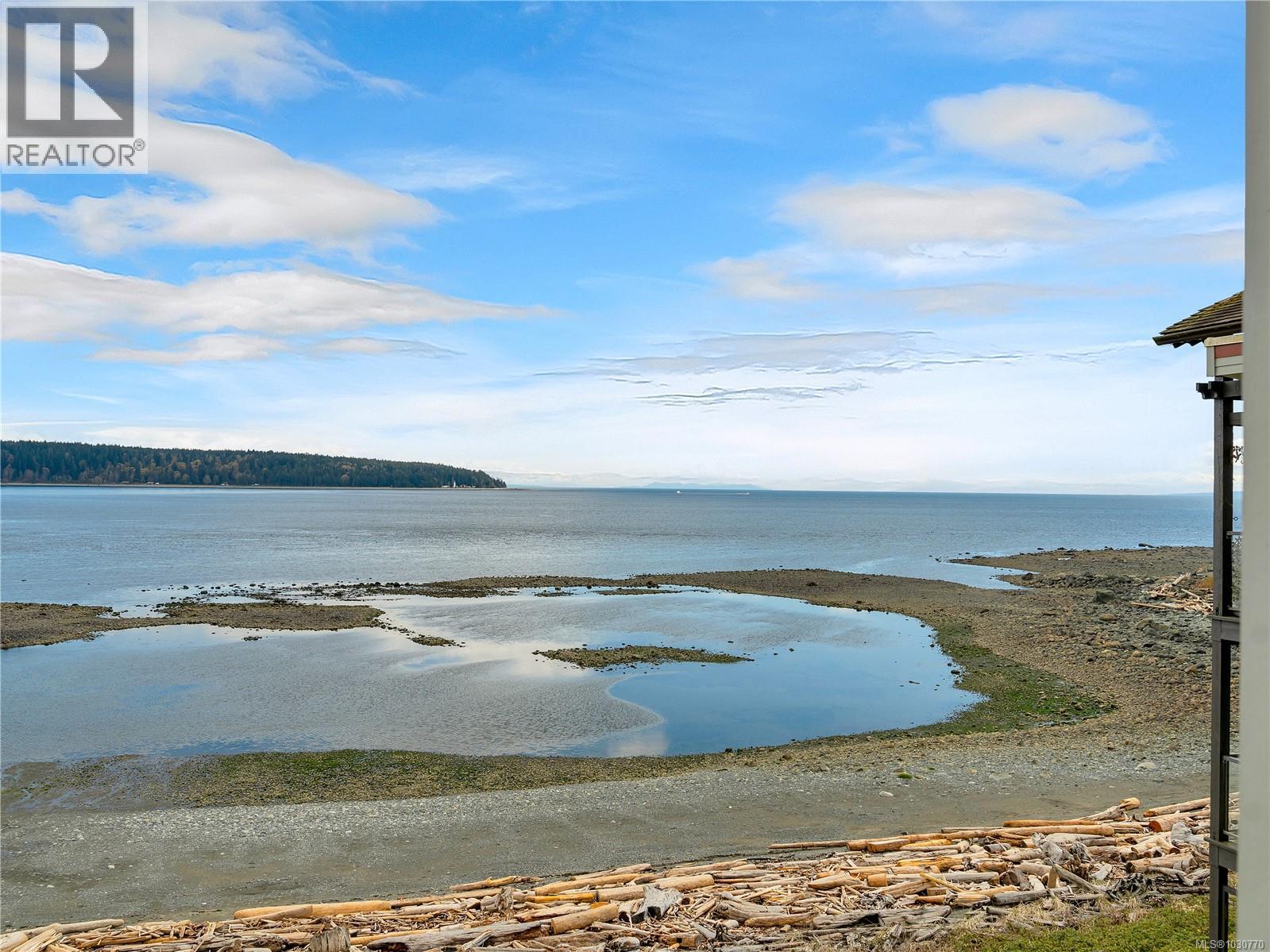 #1401 27 Island Hwy S - 76