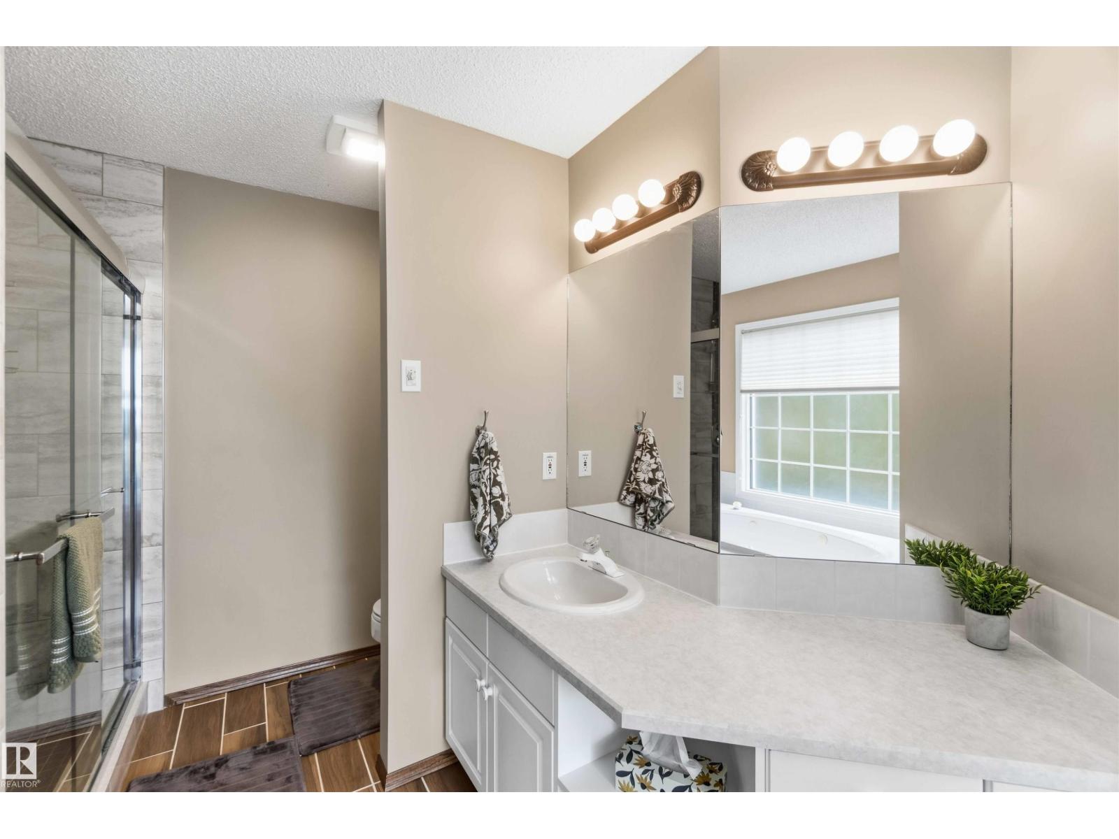 1080 WEDGEWOOD BV NW - 38