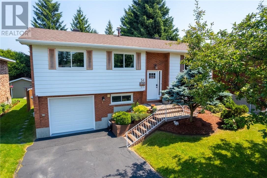 34 Manchester Crescent - 1