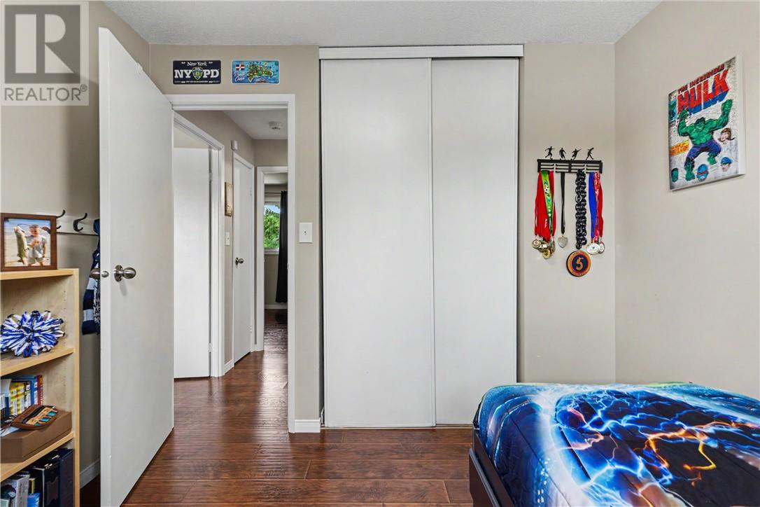34 Manchester Crescent - 21