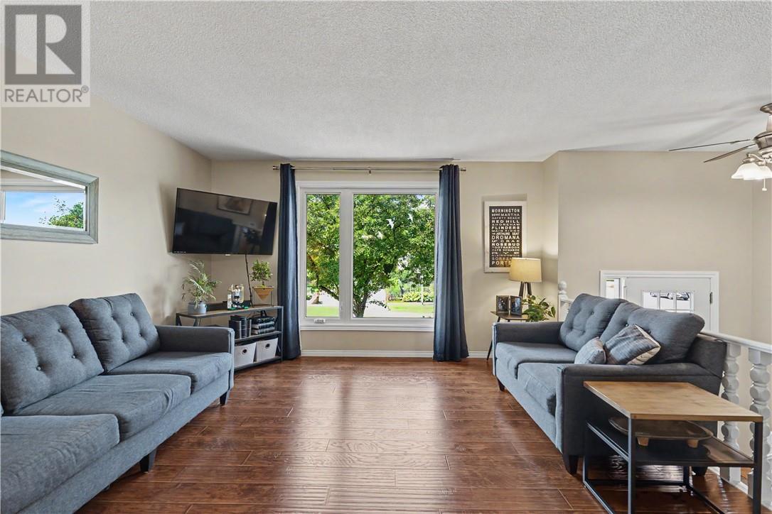 34 Manchester Crescent - 8