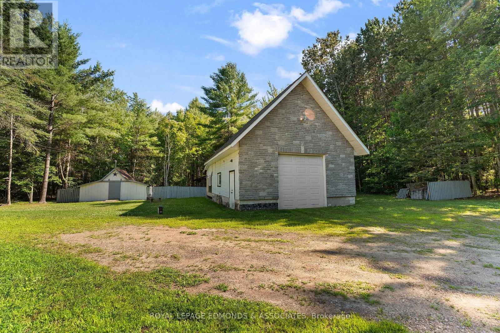 219 ZANDERS ROAD - 39