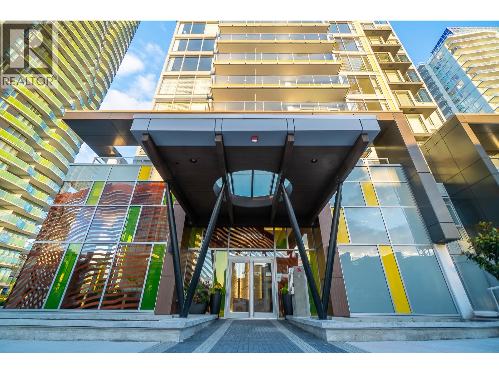 2 Bed, 2 Bath House for Sale in Burnaby – 1607 6700 DUNBLANE AVENUE, Burnaby – MLS# R3148375 - Image 4
