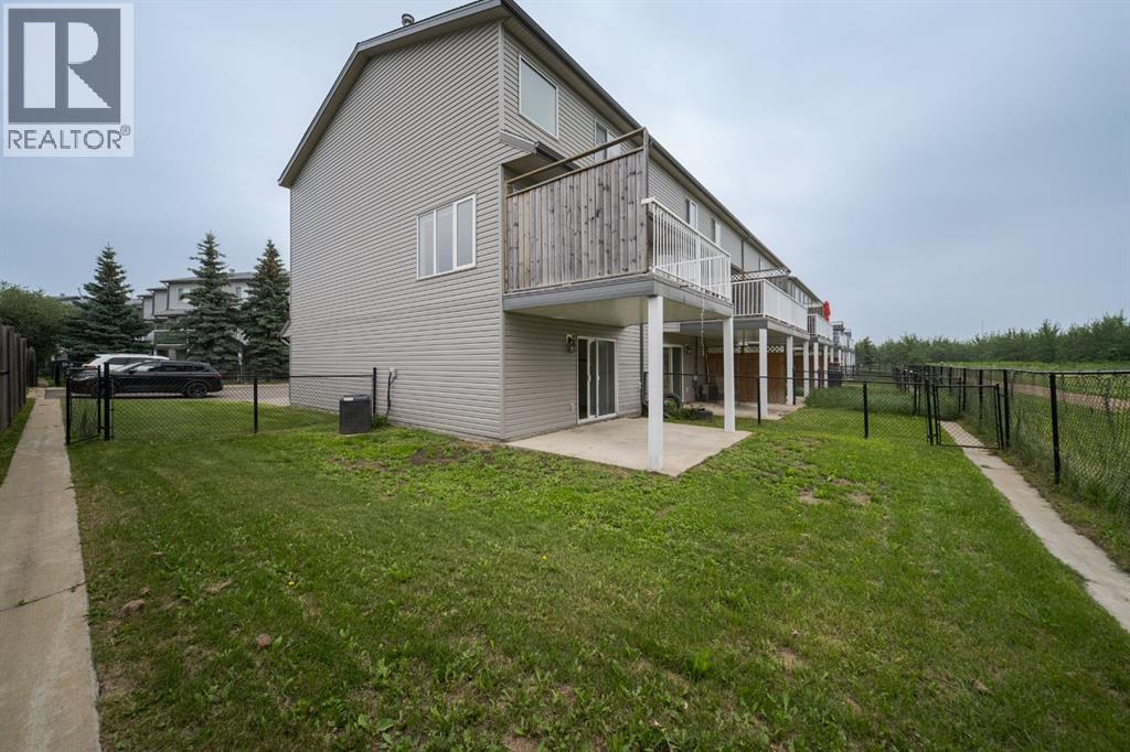 #30 100 Albion Drive - 32