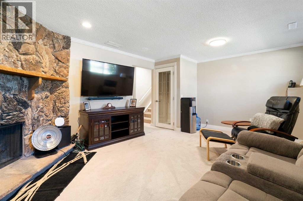 76 Pinebrook Close NE - Image 24