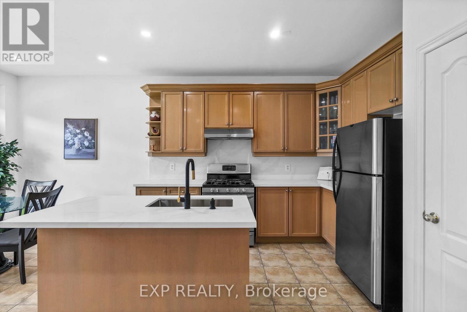 71 PILLAR ROCK CRESCENT - 16