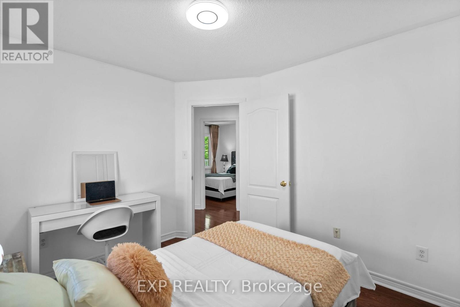 71 PILLAR ROCK CRESCENT - 28