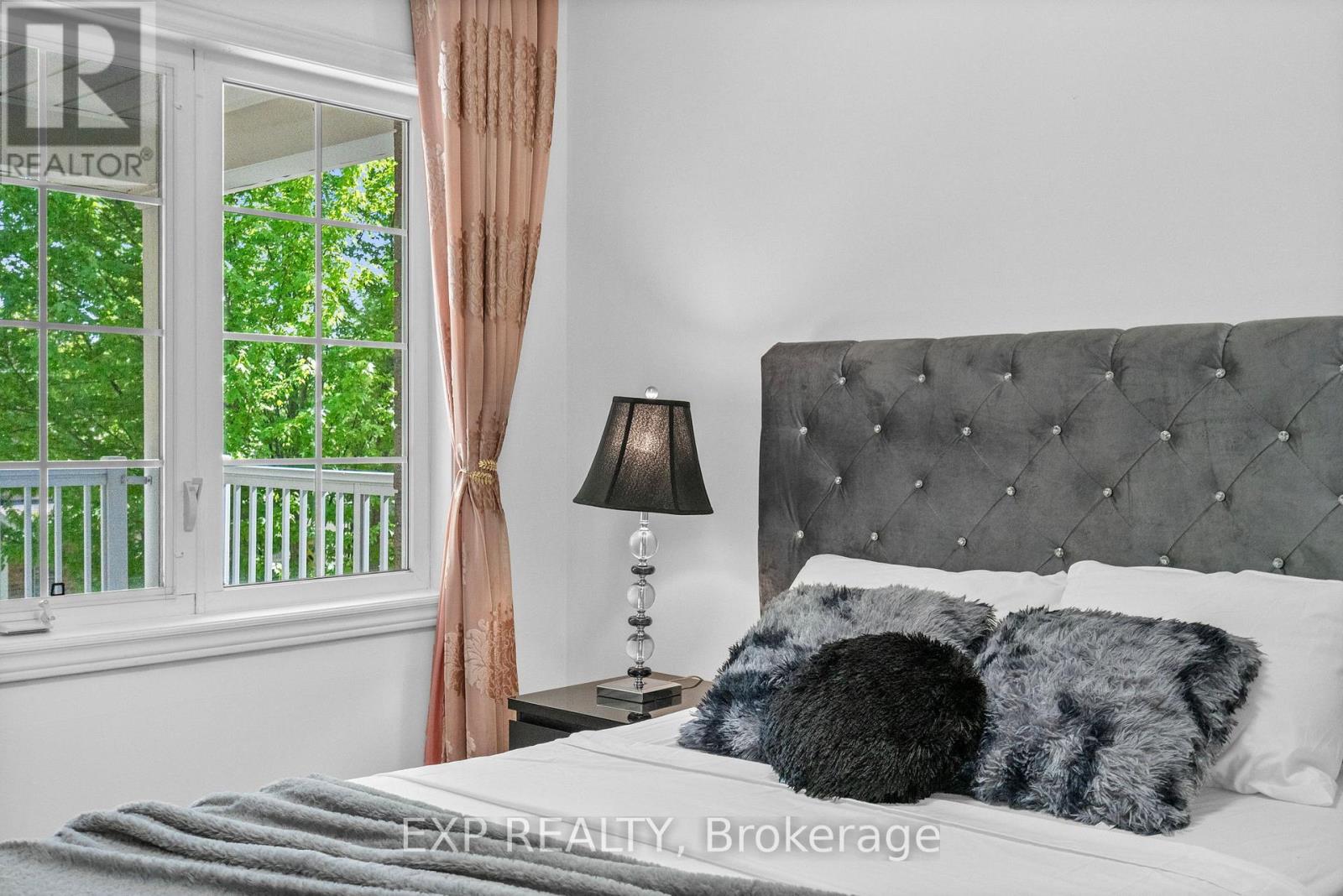71 PILLAR ROCK CRESCENT - 29
