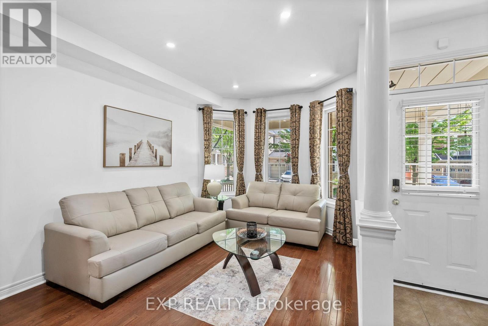 71 PILLAR ROCK CRESCENT - 3