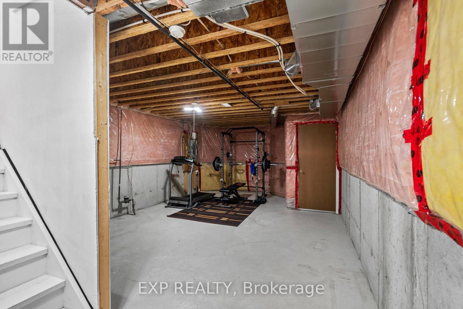 71 PILLAR ROCK CRESCENT - 40