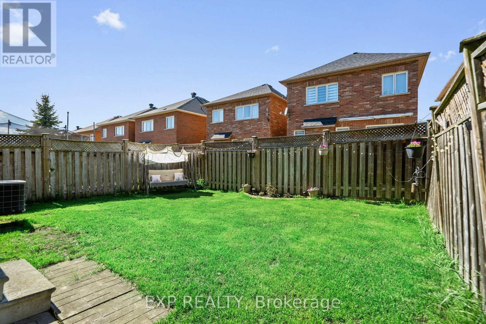 71 PILLAR ROCK CRESCENT - 41