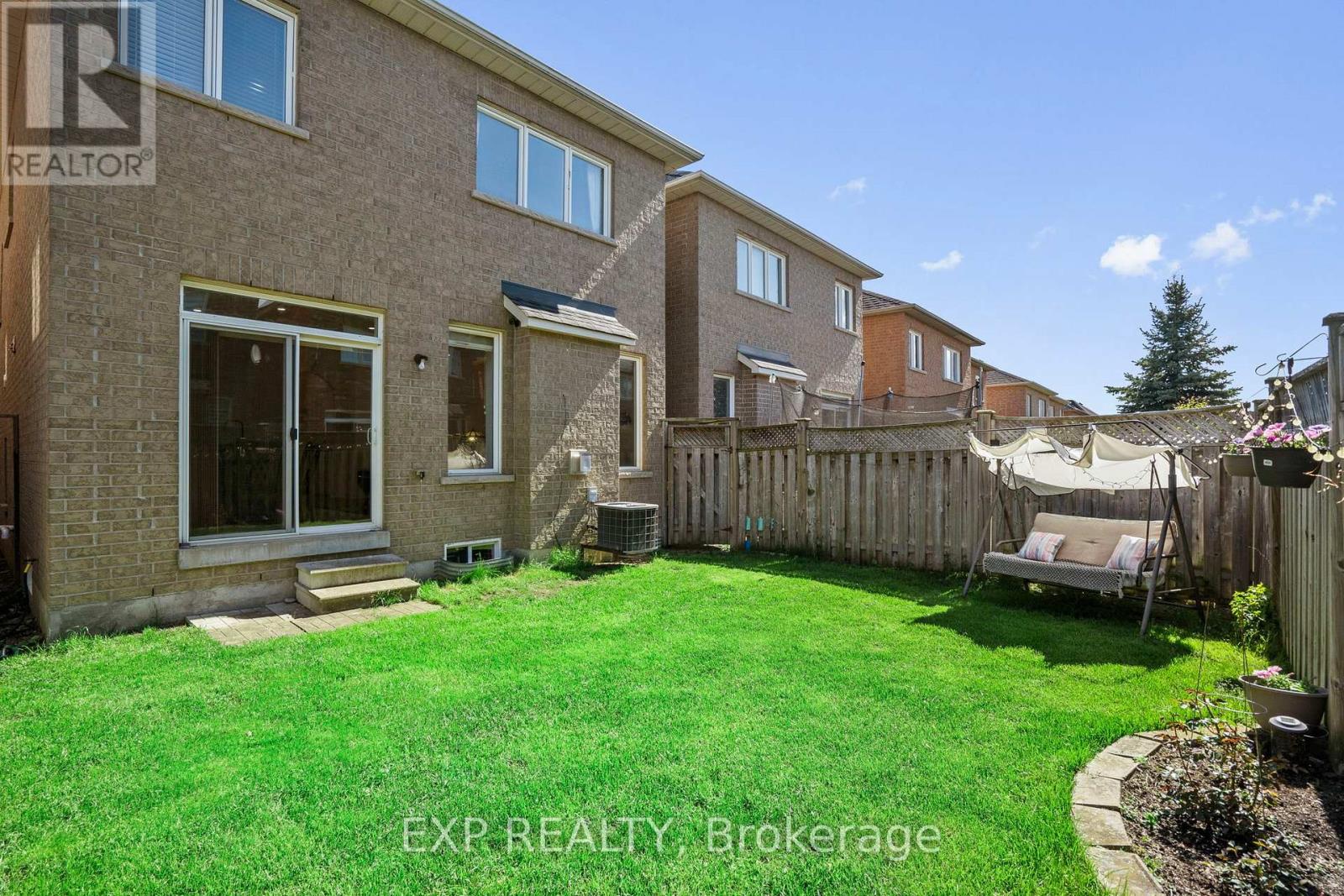71 PILLAR ROCK CRESCENT - 43