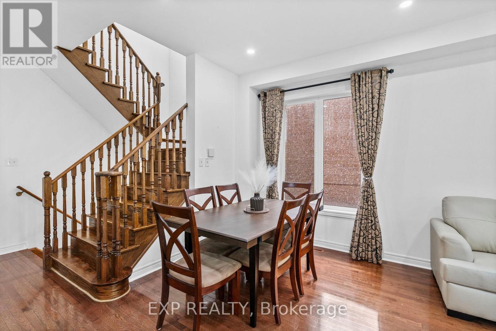 71 PILLAR ROCK CRESCENT - 6