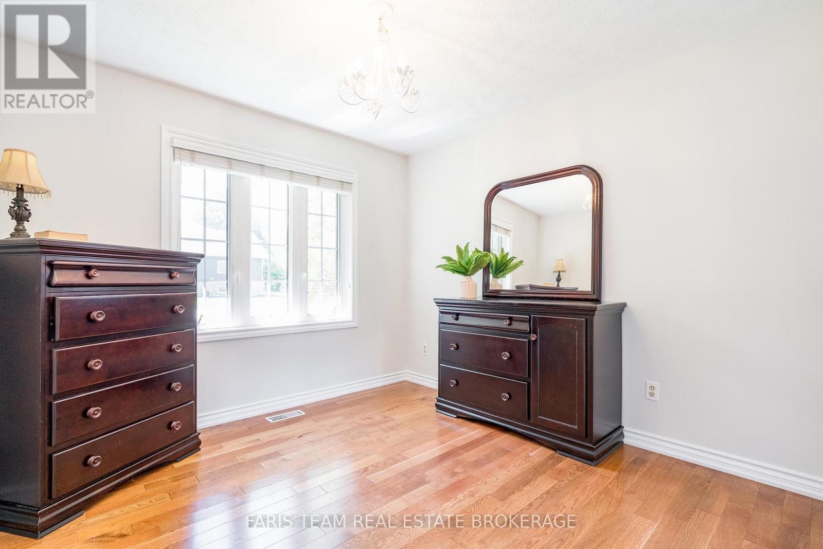 21 MARYJANE ROAD - 21