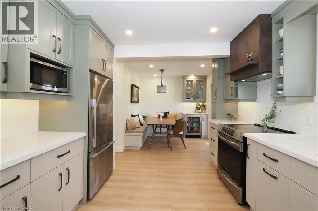 784 ELIZABETH Street - Image 10