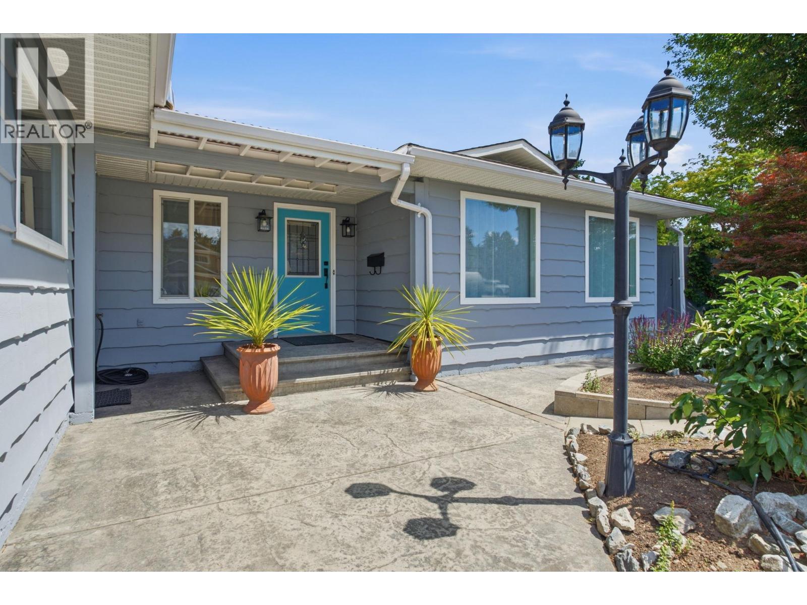 4345 Dunvegan Court - 7