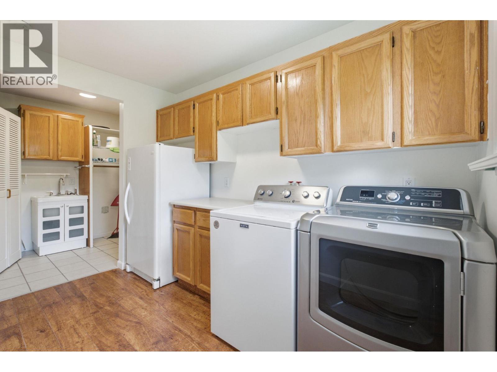 4345 Dunvegan Court - 34