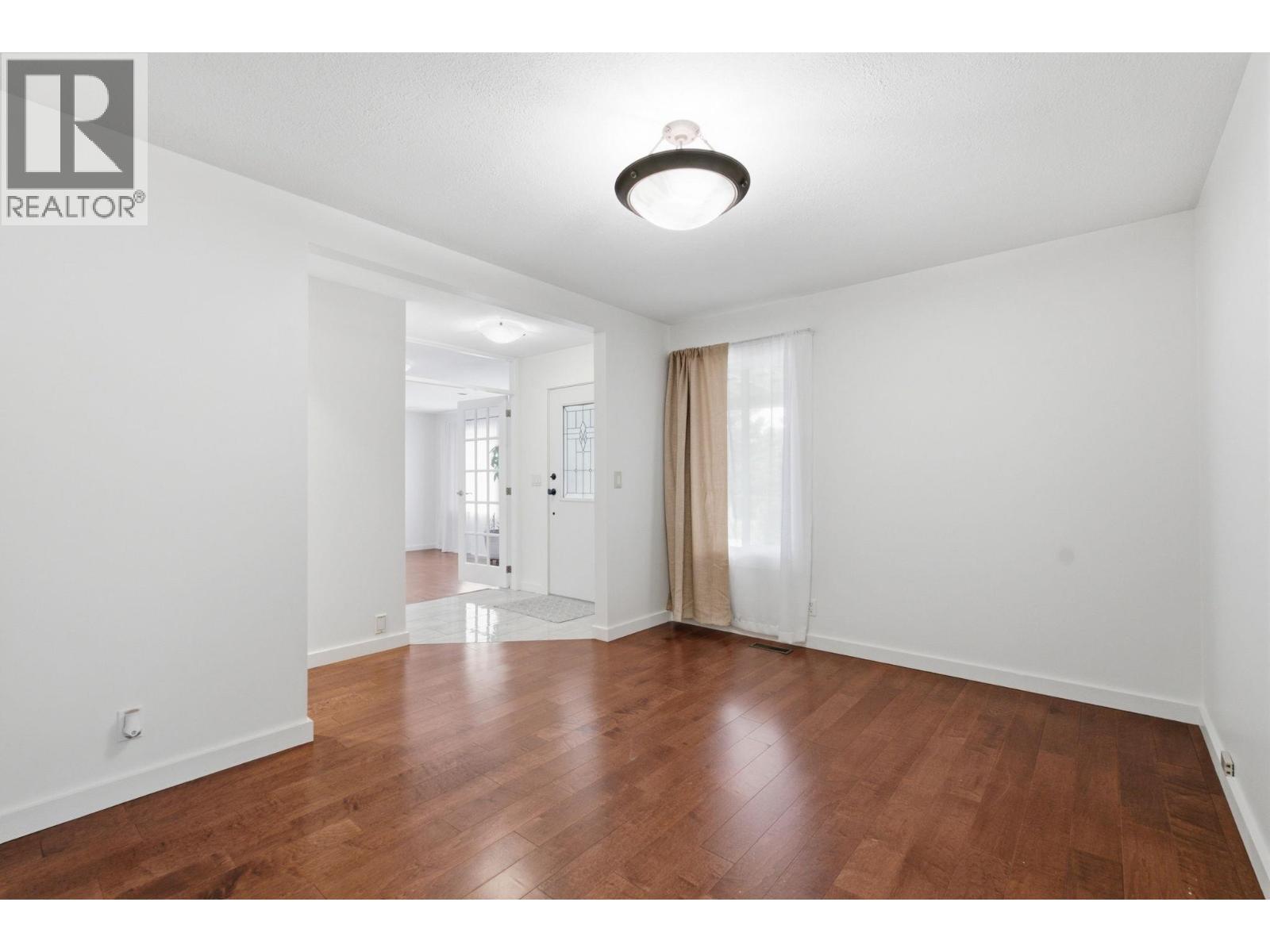 4345 Dunvegan Court - 12